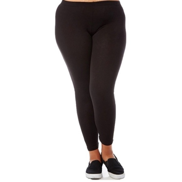 Pants - Plus Size Basic Black Leggings